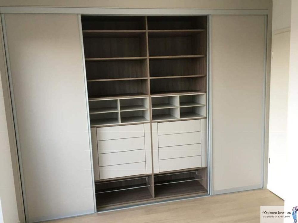 etageres-placard-coulissant-milieu